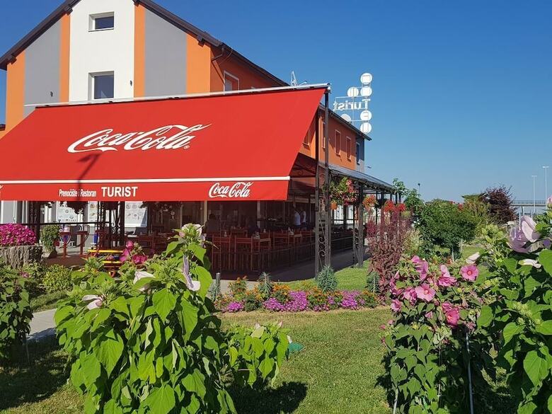 Pension Restoran Prenociste Turist