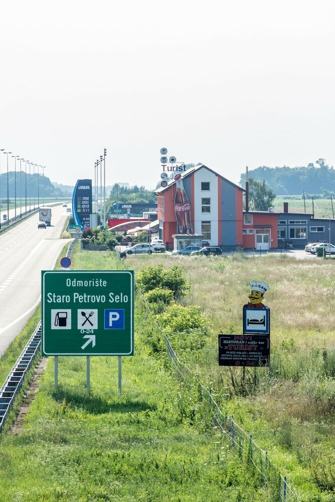 Pension Restoran Prenociste Turist