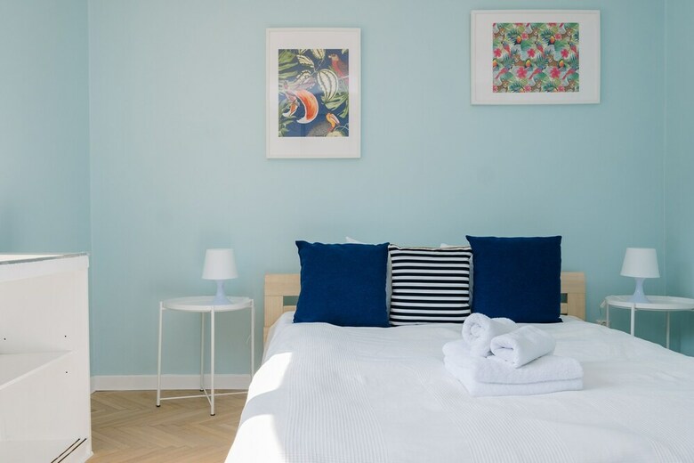 Srodmiescie Apartment By The River