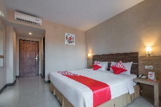 Oyo 1081 Allson City Hotel Makassar