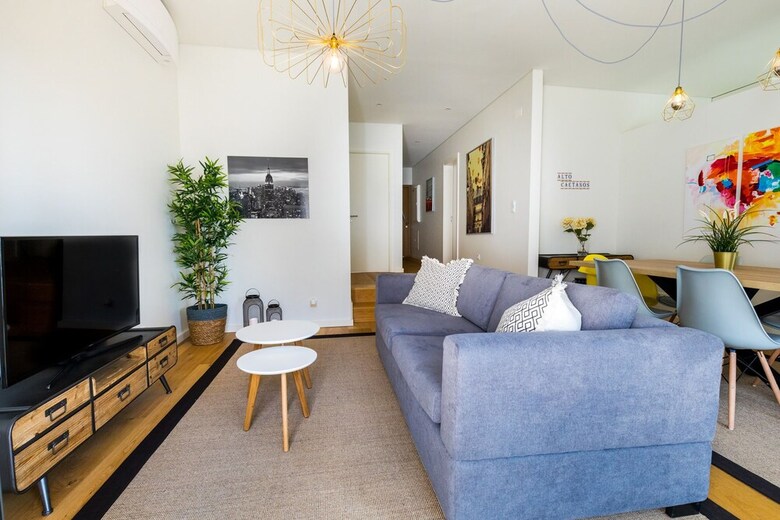 Designer Apartment In Pitoresque Quarter