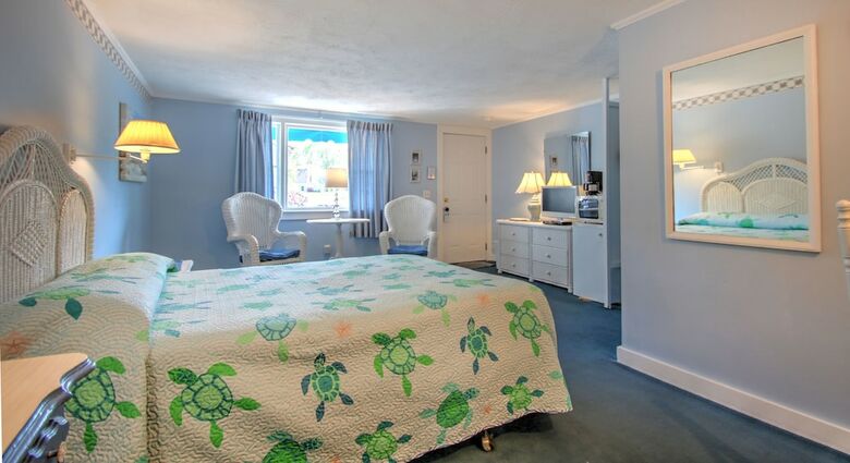 Sandy Neck Motel