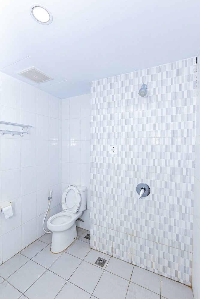 Capital O 1246 Hotel Grand Pacific