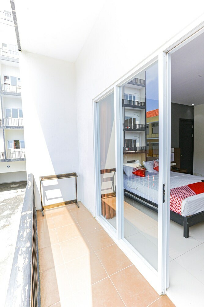 Capital O 1246 Hotel Grand Pacific