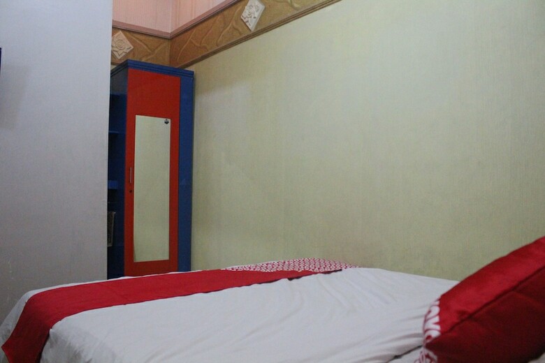 Oyo 1263 Jazz Anna Hotel
