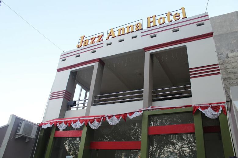 Oyo 1263 Jazz Anna Hotel