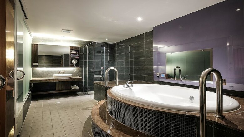 Hotel Surreal Motel - Lujhou Branch