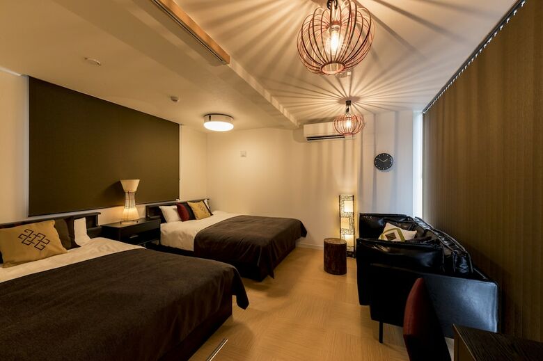 Apartamentos Rivil Hakata