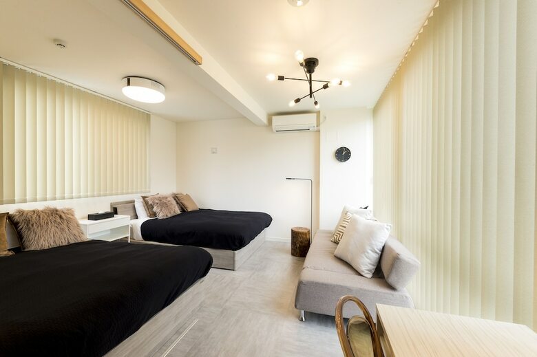 Apartamentos Rivil Hakata