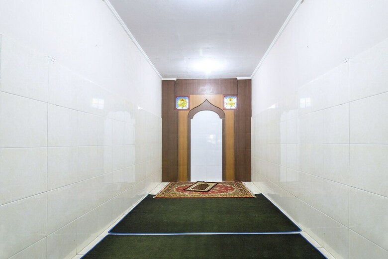 Oyo 1309 Hotel Shafira