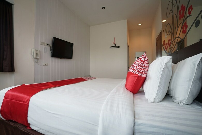 Hostal Oyo 1328 Hotel City
