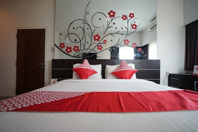 Hostal Oyo 1328 Hotel City