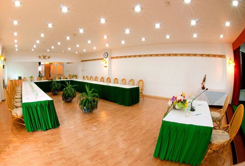 Green Hotel Nha Trang