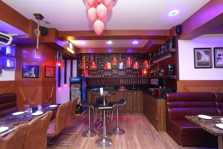 Oyo 557 Hotel Pujan