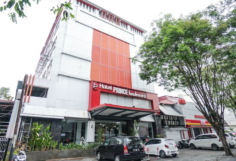 Hostal Oyo 1318 Hotel Prince Boulevard