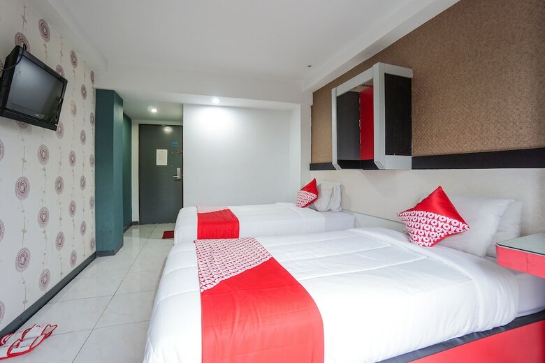 Hostal Oyo 1318 Hotel Prince Boulevard