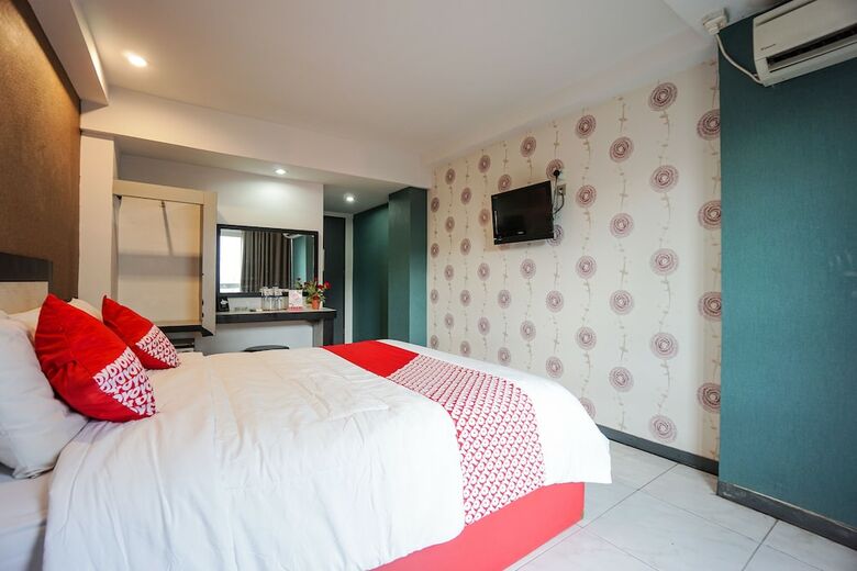 Hostal Oyo 1318 Hotel Prince Boulevard