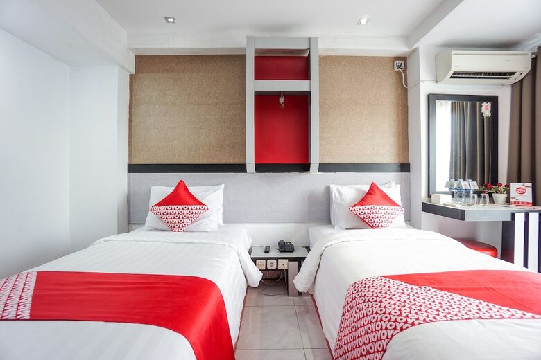 Hostal Oyo 1318 Hotel Prince Boulevard