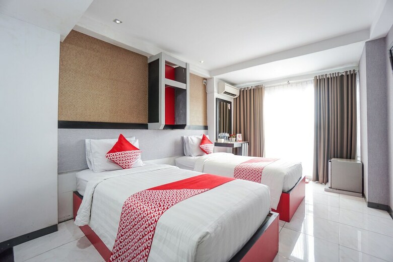 Hostal Oyo 1318 Hotel Prince Boulevard