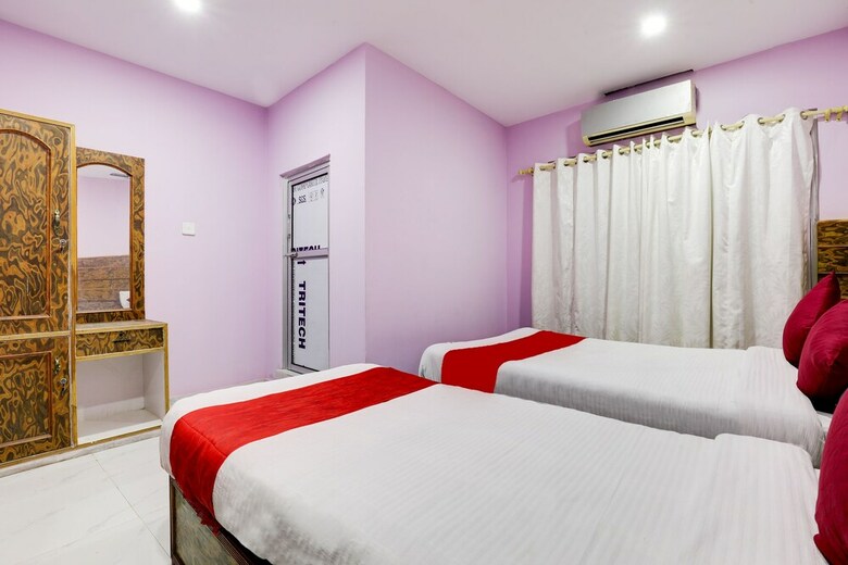 Spot On 568 Hotel Panas