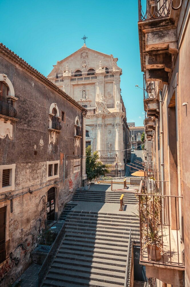 Catania Suite & Apartments