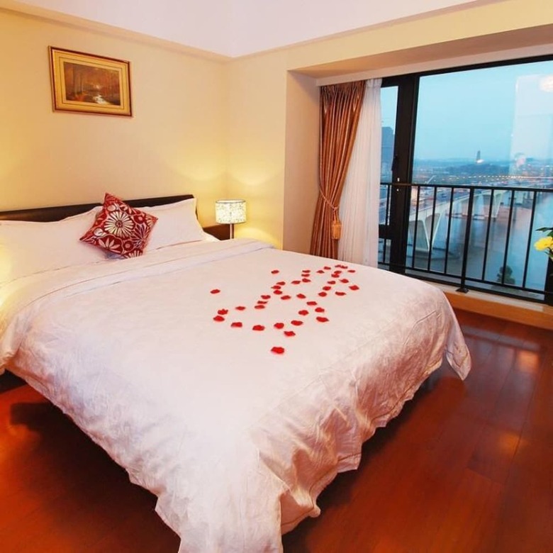 Ruide Linjiang Shangpin Apartment