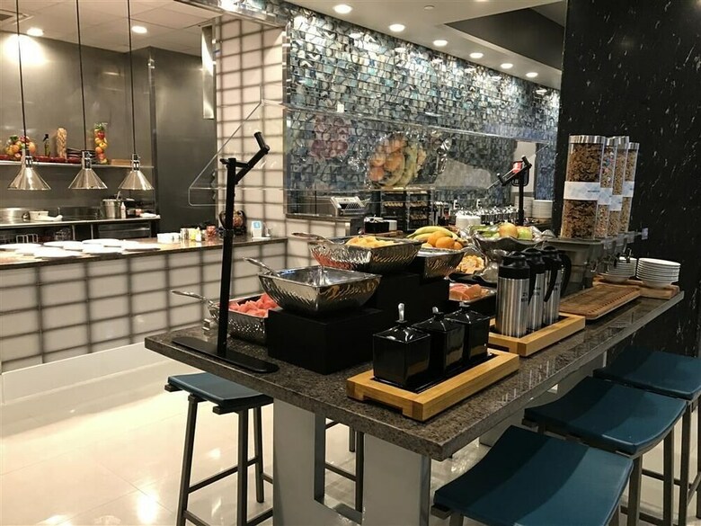 Hotel Hilton Garden Inn Wichita Downtown