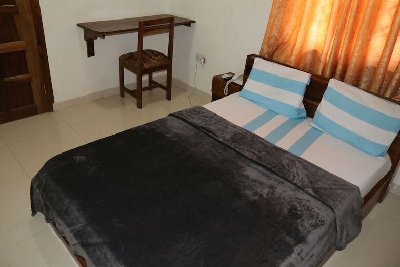 Rhogem Hotel