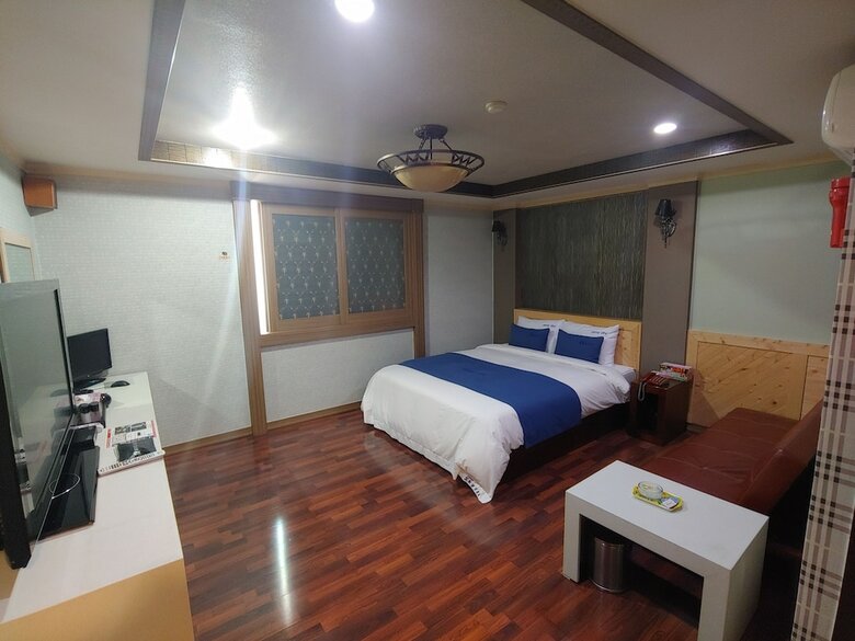 Hotel Sky