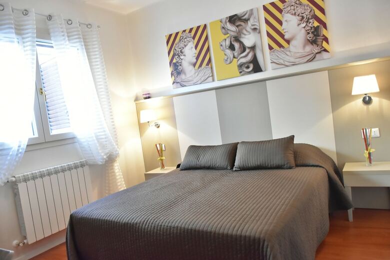 Hotel Conte Ardi Luxury Rooms