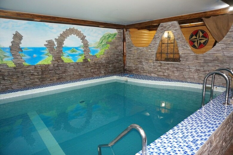 Hotel Gostinyi Dvor Galirad