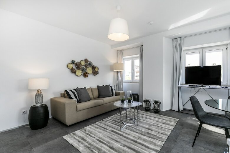 Hotel Gloria Suites By Lx Way