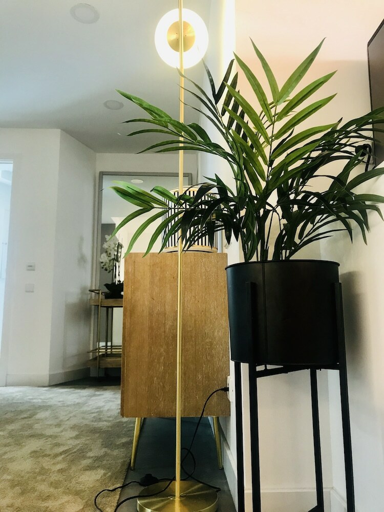 Hotel Gloria Suites By Lx Way