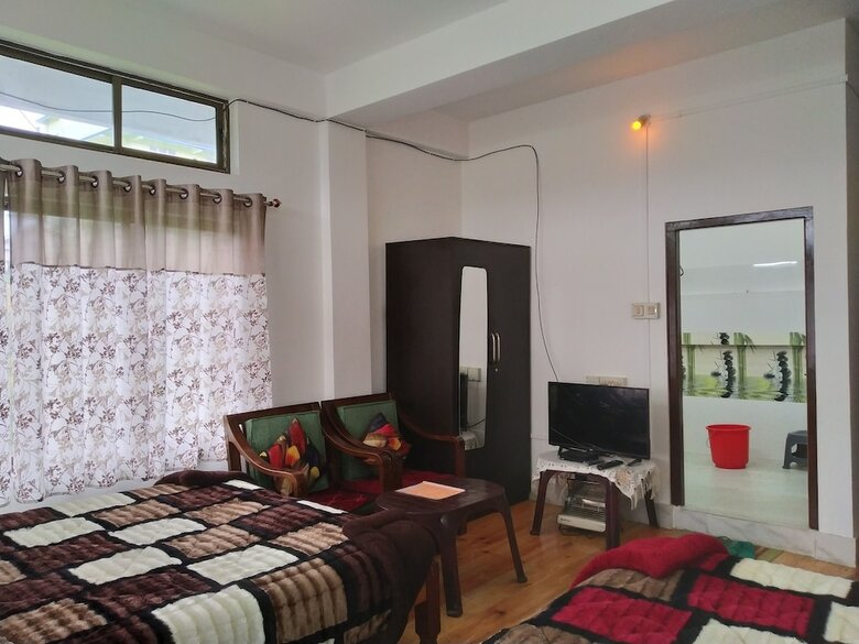 Hotel Zimin Ziro