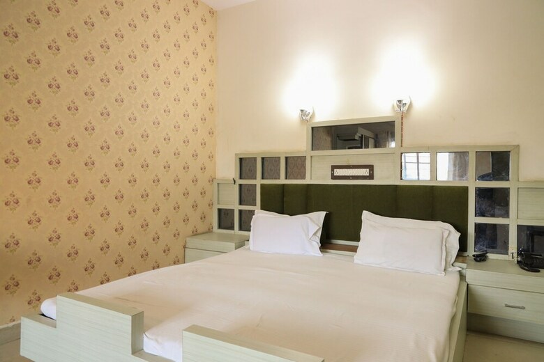 Hotel Spot On 39820 Shree Vaibhav