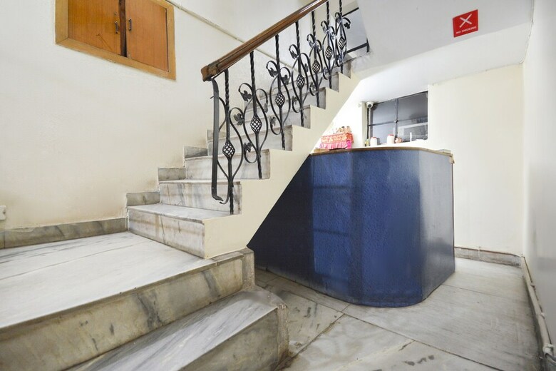 Spot On 45616 Hotel Welcome Plaza