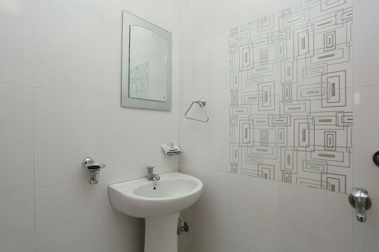 Oyo 29145 Hotel Sirsa City Inn