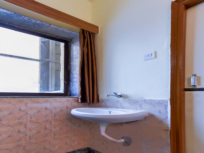 Hotel Oyo 26631 Sai Mamta