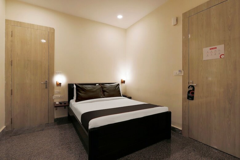 Hotel Collection O 30119 Regalia