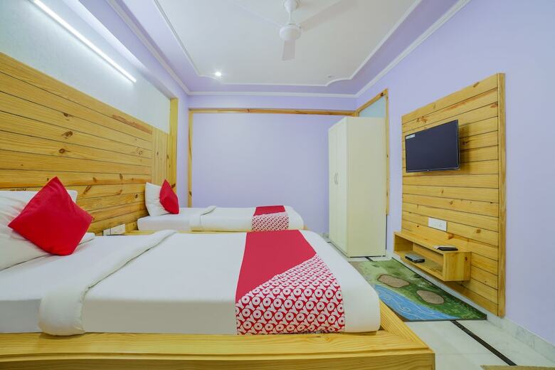 Hotel Oyo 38172 The Lodge