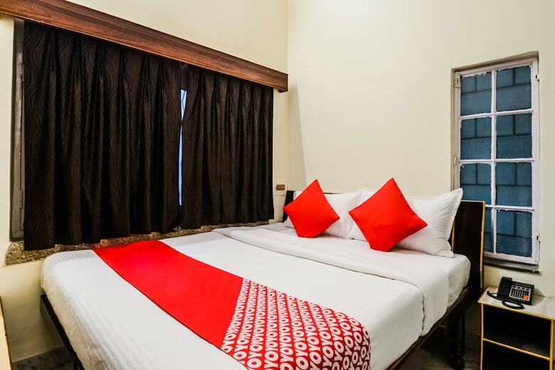 Oyo 30000 Hotel Panghat