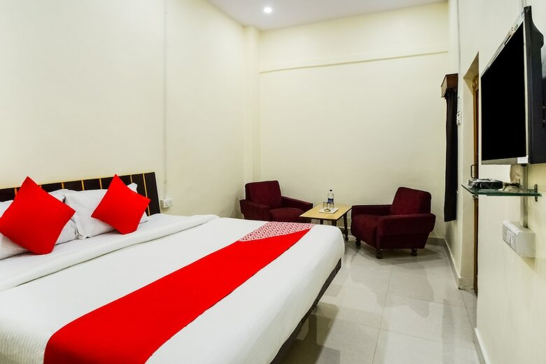 Oyo 30000 Hotel Panghat