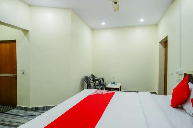 Oyo 30000 Hotel Panghat