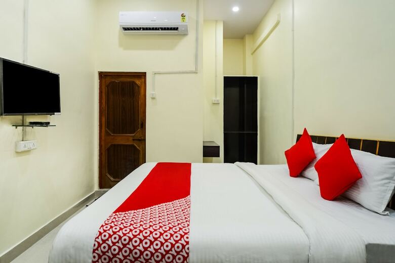 Oyo 30000 Hotel Panghat