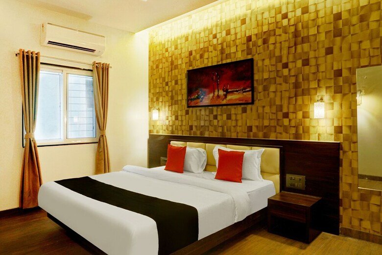 Hotel Capital O 38128 Omkar Executive