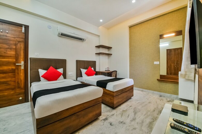 Hotel Capital O 40000 The Sejour