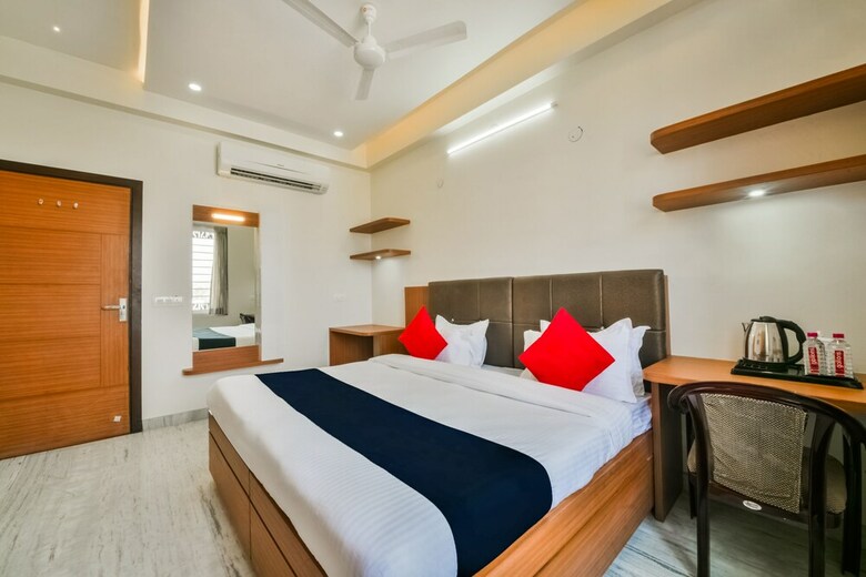 Hotel Capital O 40000 The Sejour