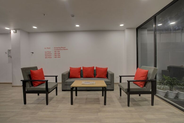 Hotel Oyo Townhouse 114 Eureka Grand