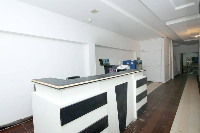 Oyo 26738 Hotel Supreet