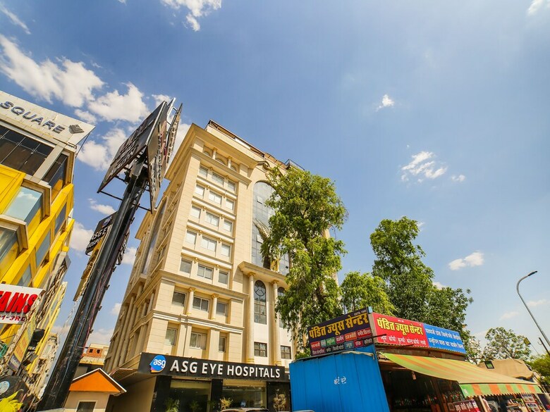 Oyo 29691 Hotel Avalon